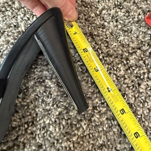 Donald J Pilner Couture Black Textured Square Strappy Sandal Heels 7.5 - Picture 9 of 9